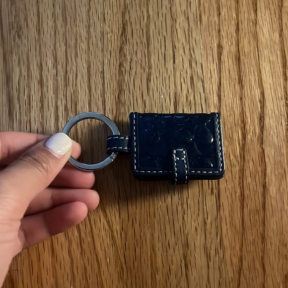 New Coach Keychains, Lot of 6 - Picture 11 of 13